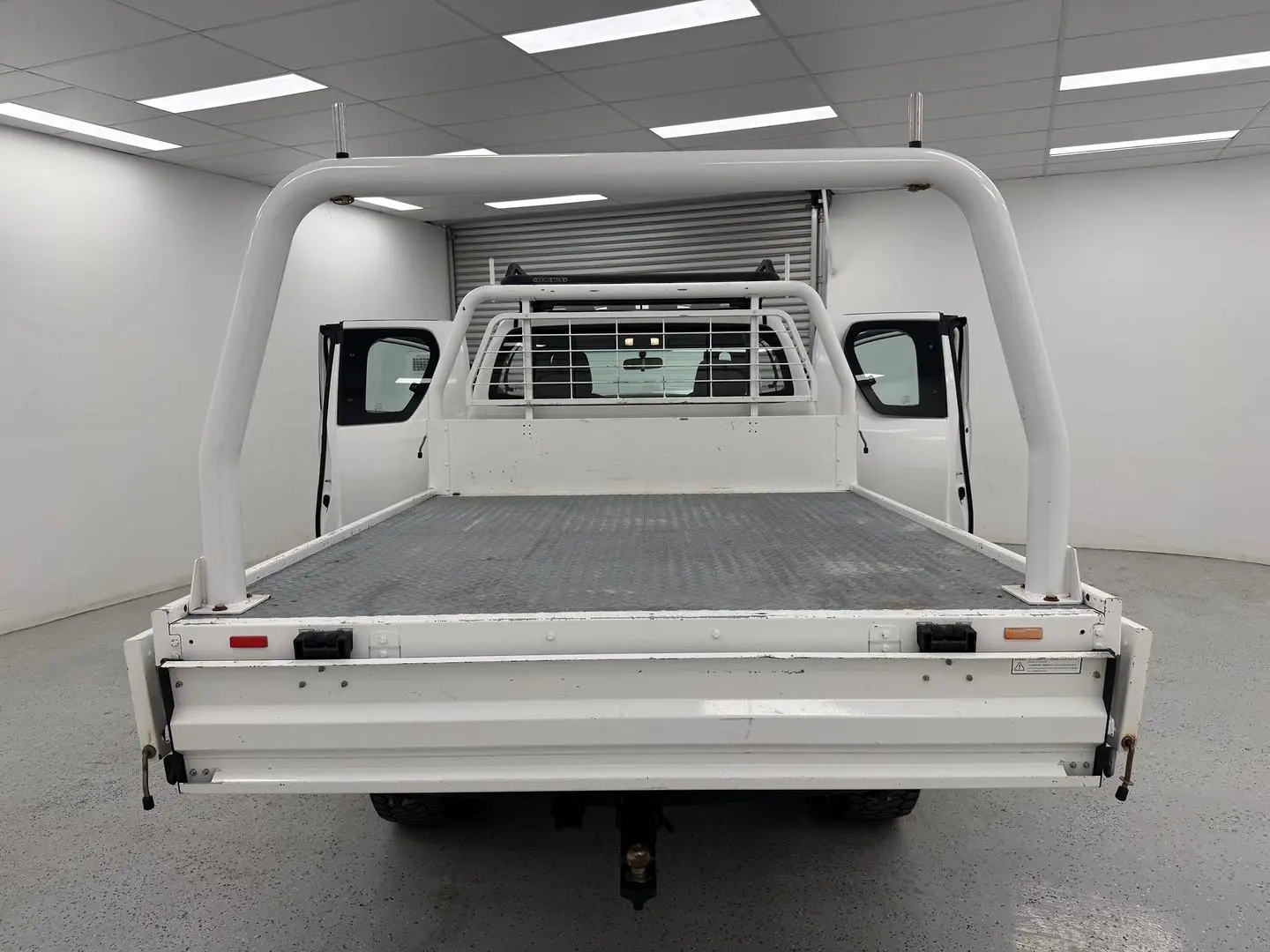 2016 Toyota Hilux Gallery Image 13