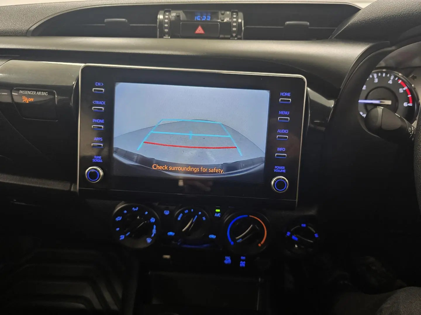 2021 Toyota Hilux Gallery Image 20