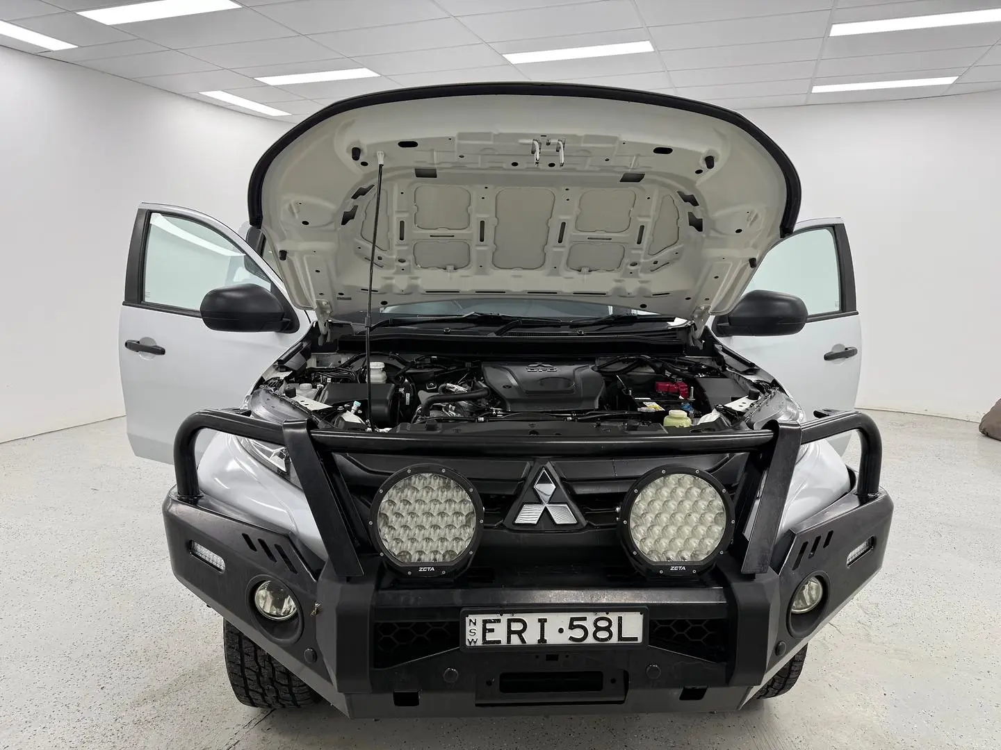 2021 Mitsubishi Triton Gallery Image 23