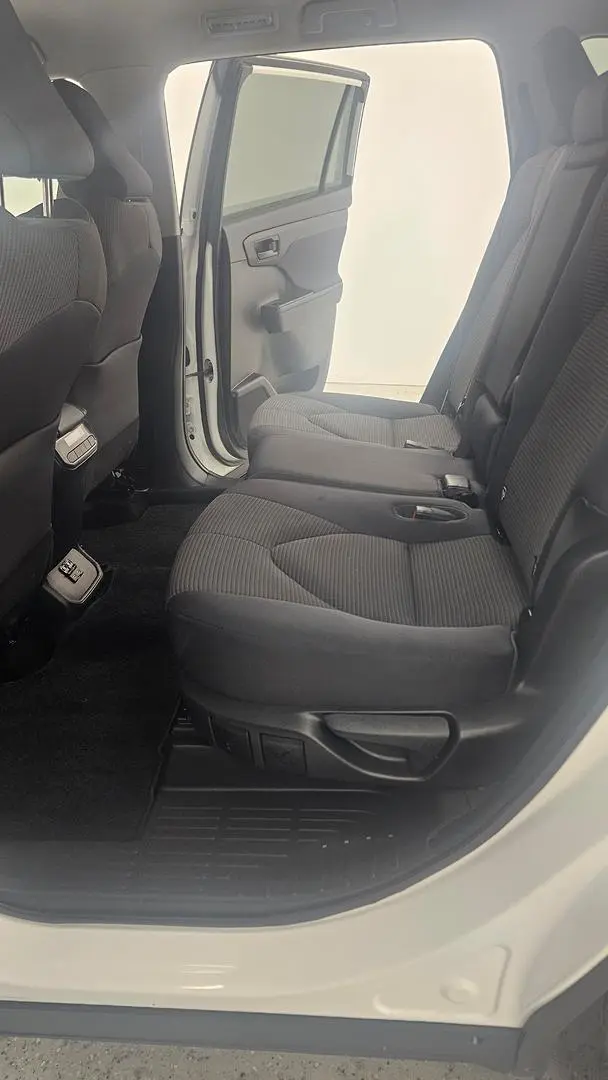 2022 Toyota Kluger Gallery Image 14