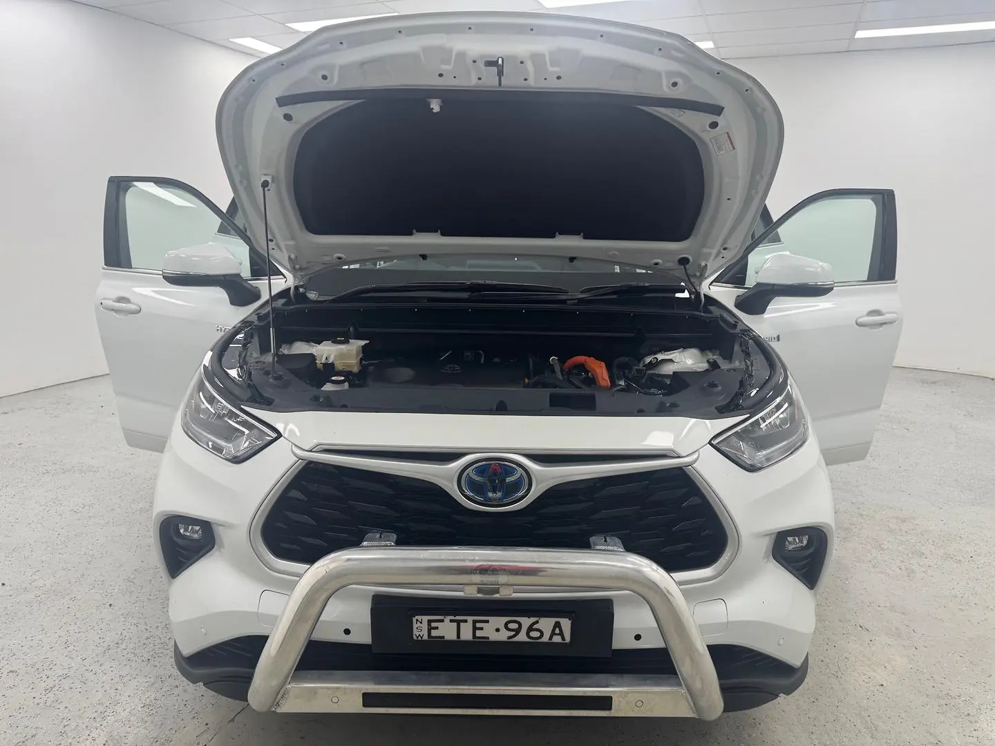 2021 Toyota Kluger Gallery Image 13