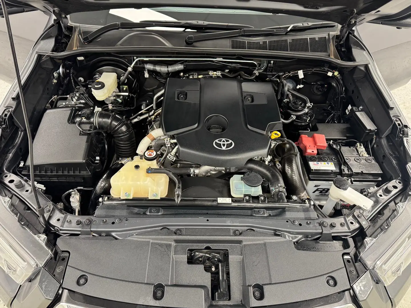 2023 Toyota Hilux Gallery Image 16