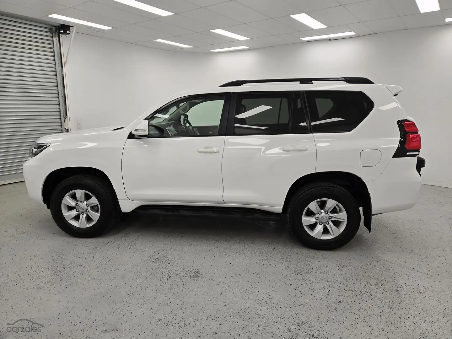 2022 Toyota Landcruiser Prado Image 6