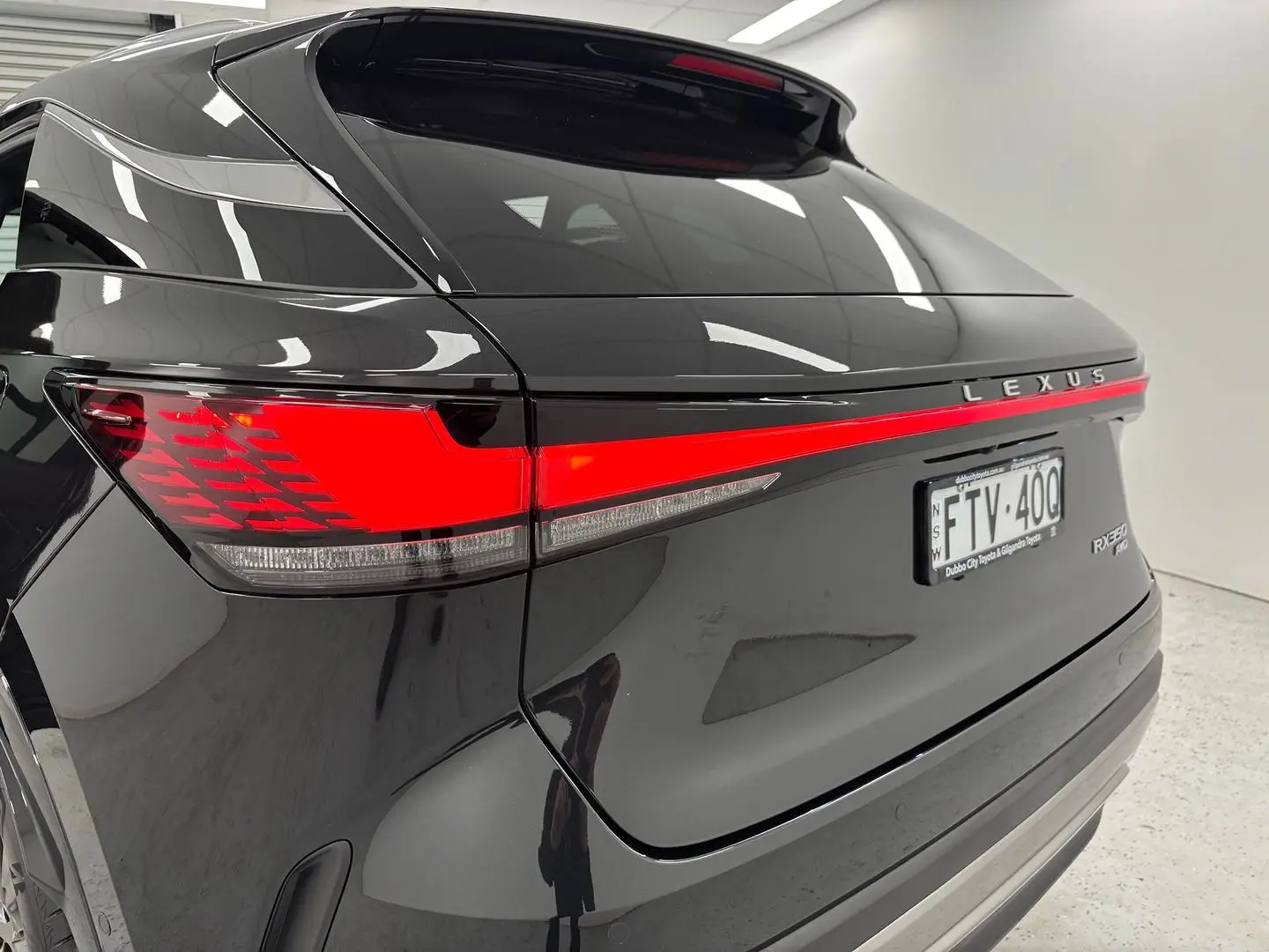 2024 Lexus RX Gallery Image 26