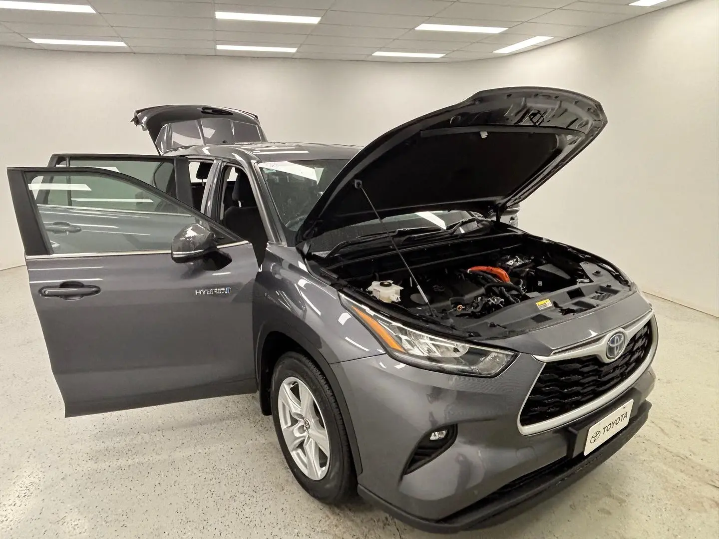 2023 Toyota Kluger Gallery Image 8