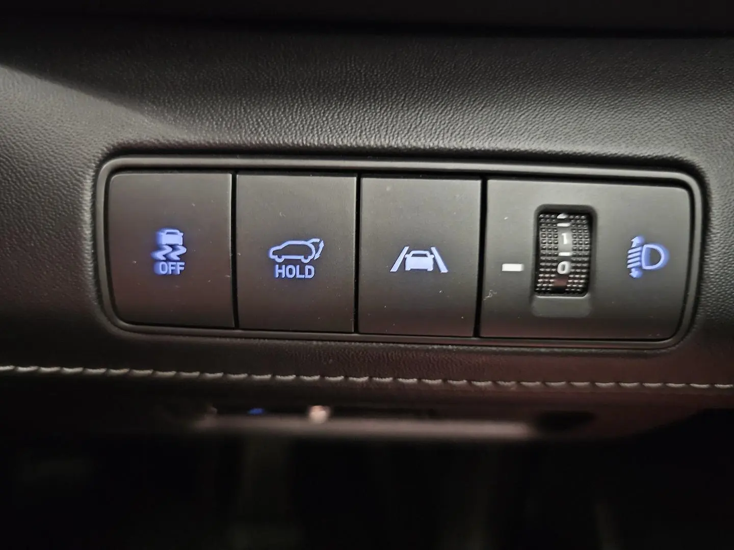 2022 Hyundai Santa Fe Gallery Image 38