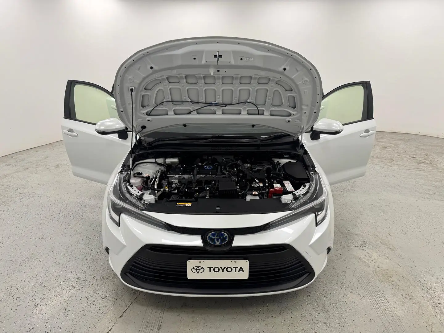2023 Toyota Corolla Gallery Image 12