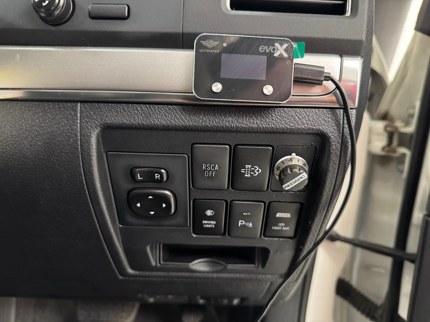 2017 Toyota Landcruiser Gallery Image 23