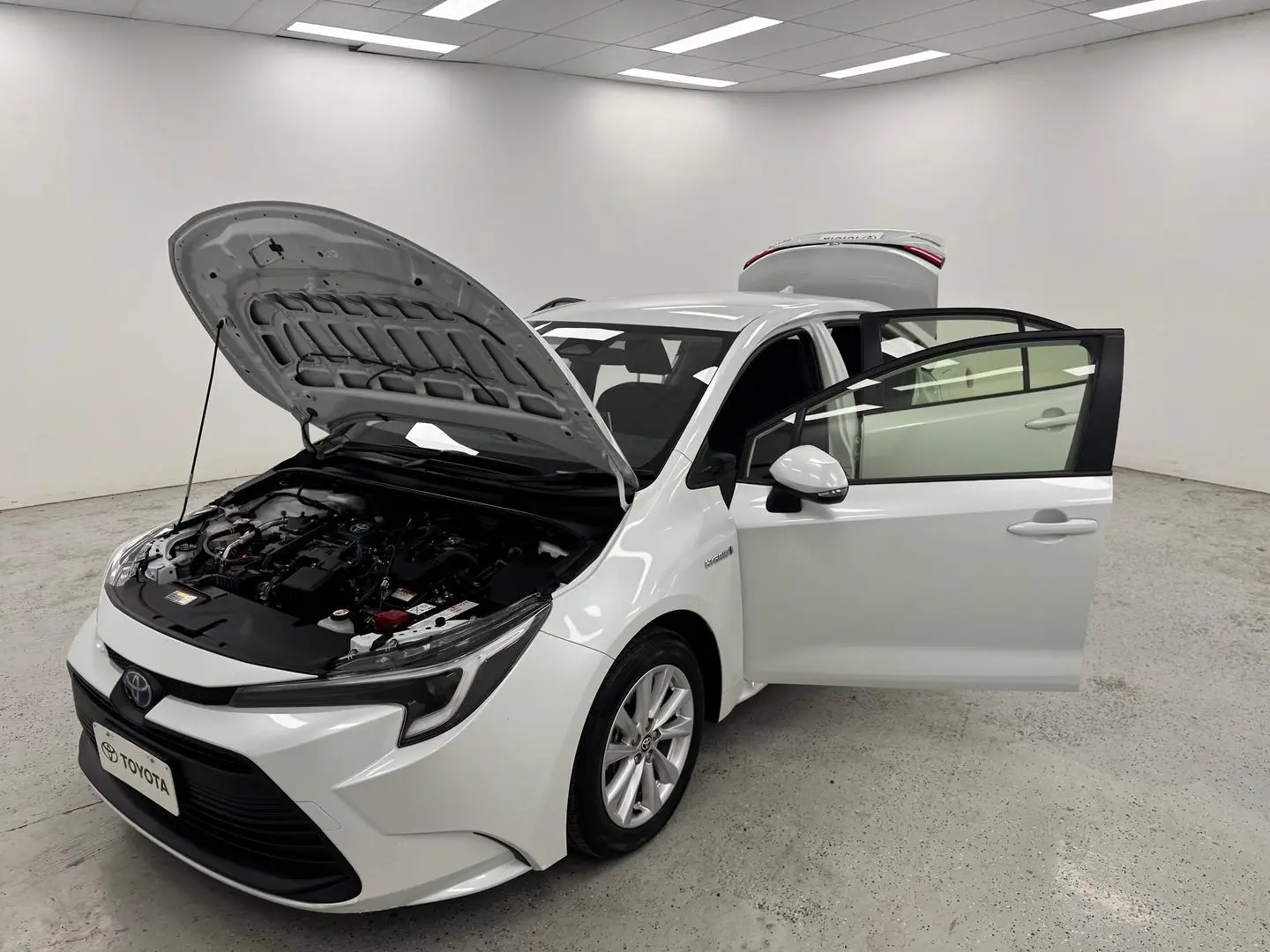 2023 Toyota Corolla Gallery Image 11