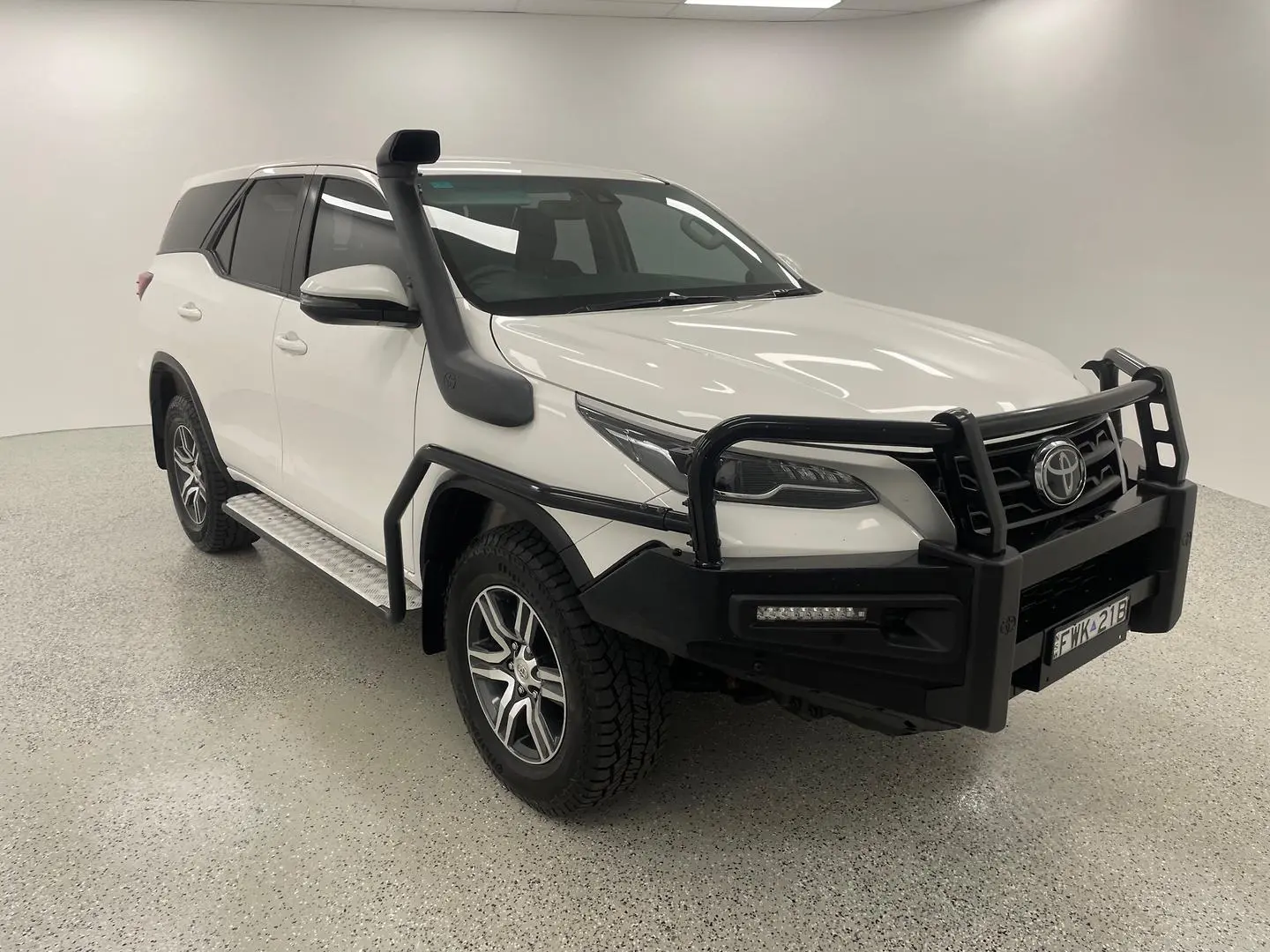 2020 Toyota Fortuner Gallery Image 1