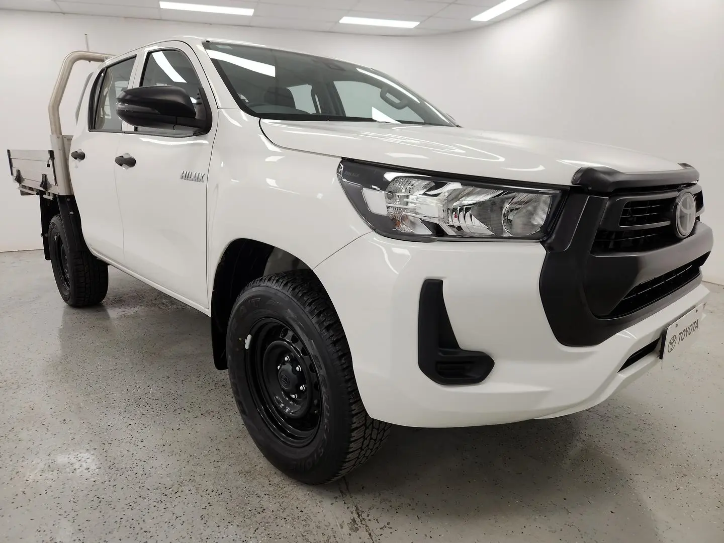 2021 Toyota Hilux Gallery Image 1