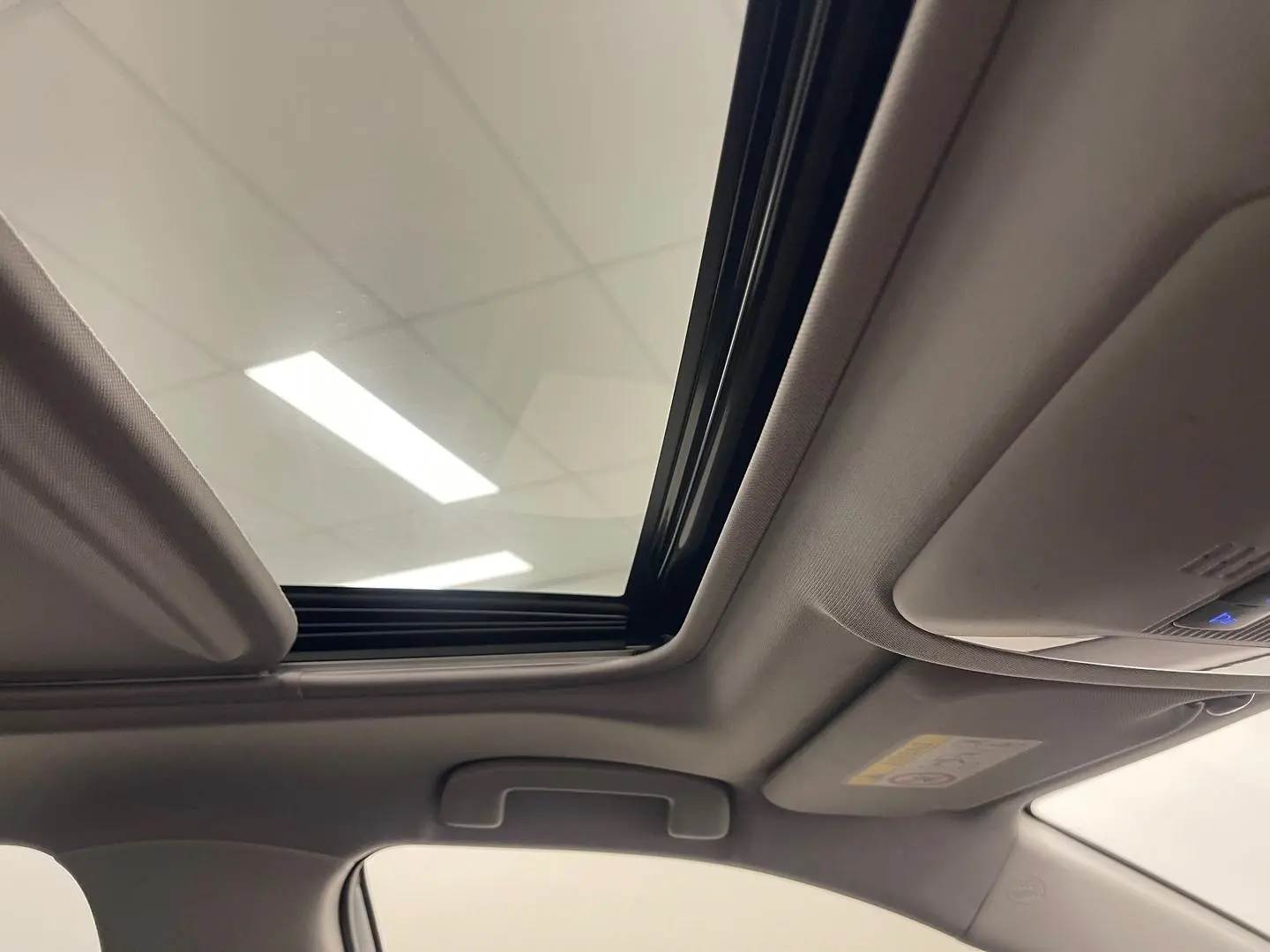 2022 Toyota RAV4 Gallery Image 34