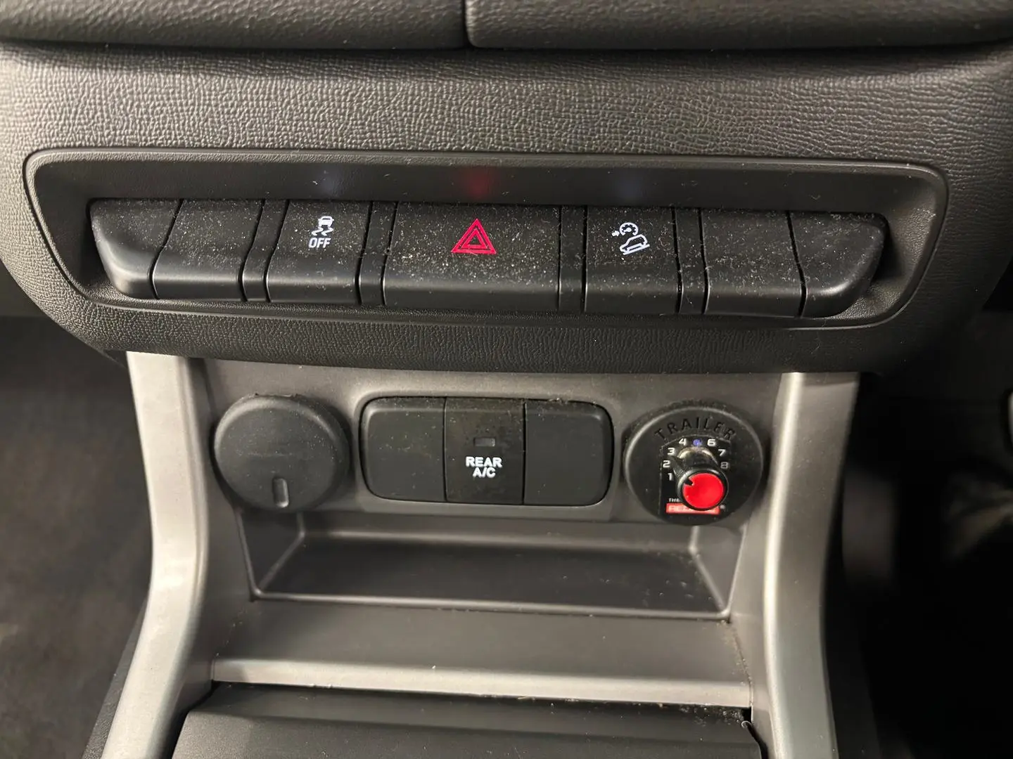 2020 Holden Trailblazer Gallery Image 32