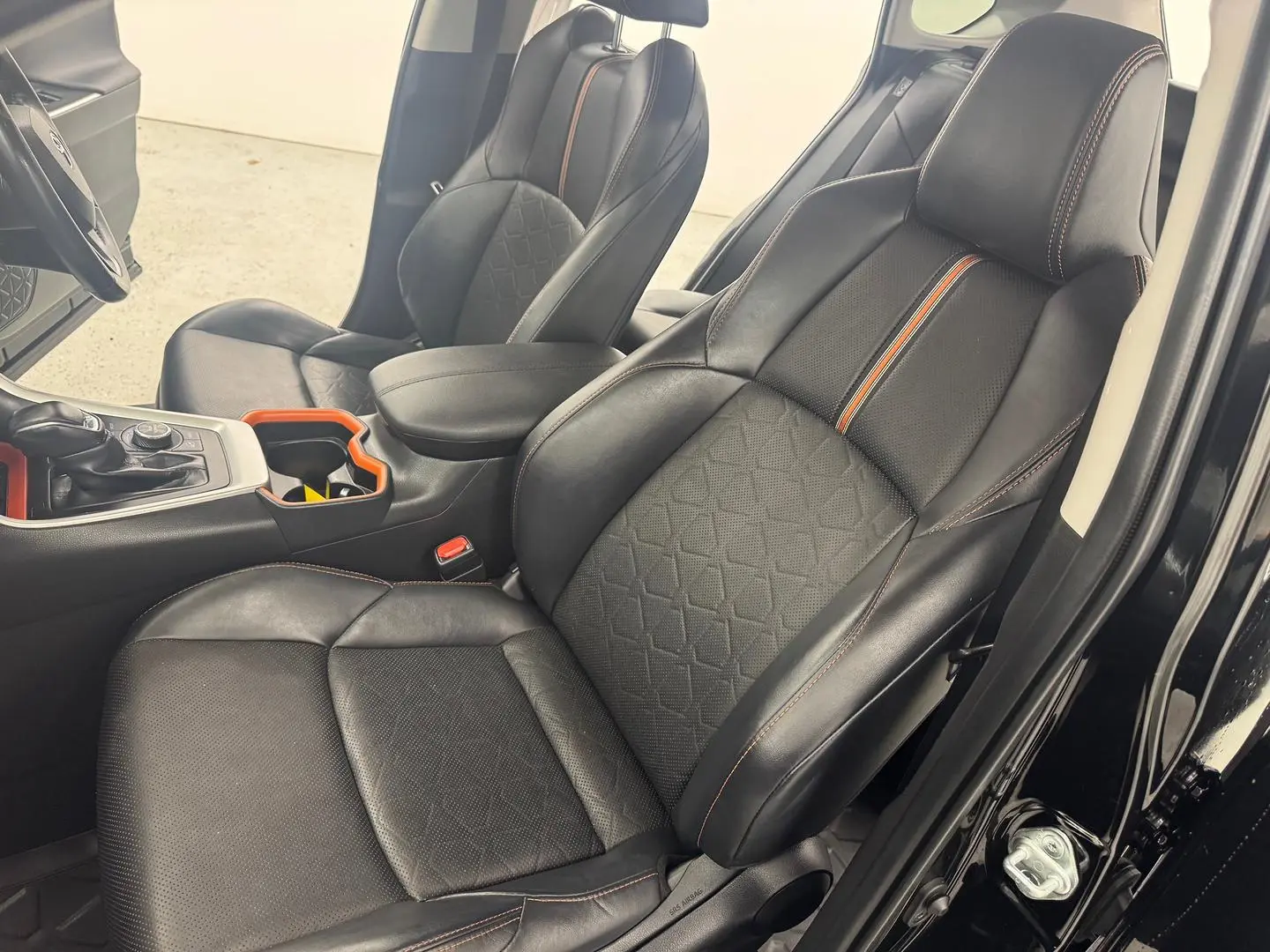 2020 Toyota RAV4 Gallery Image 26