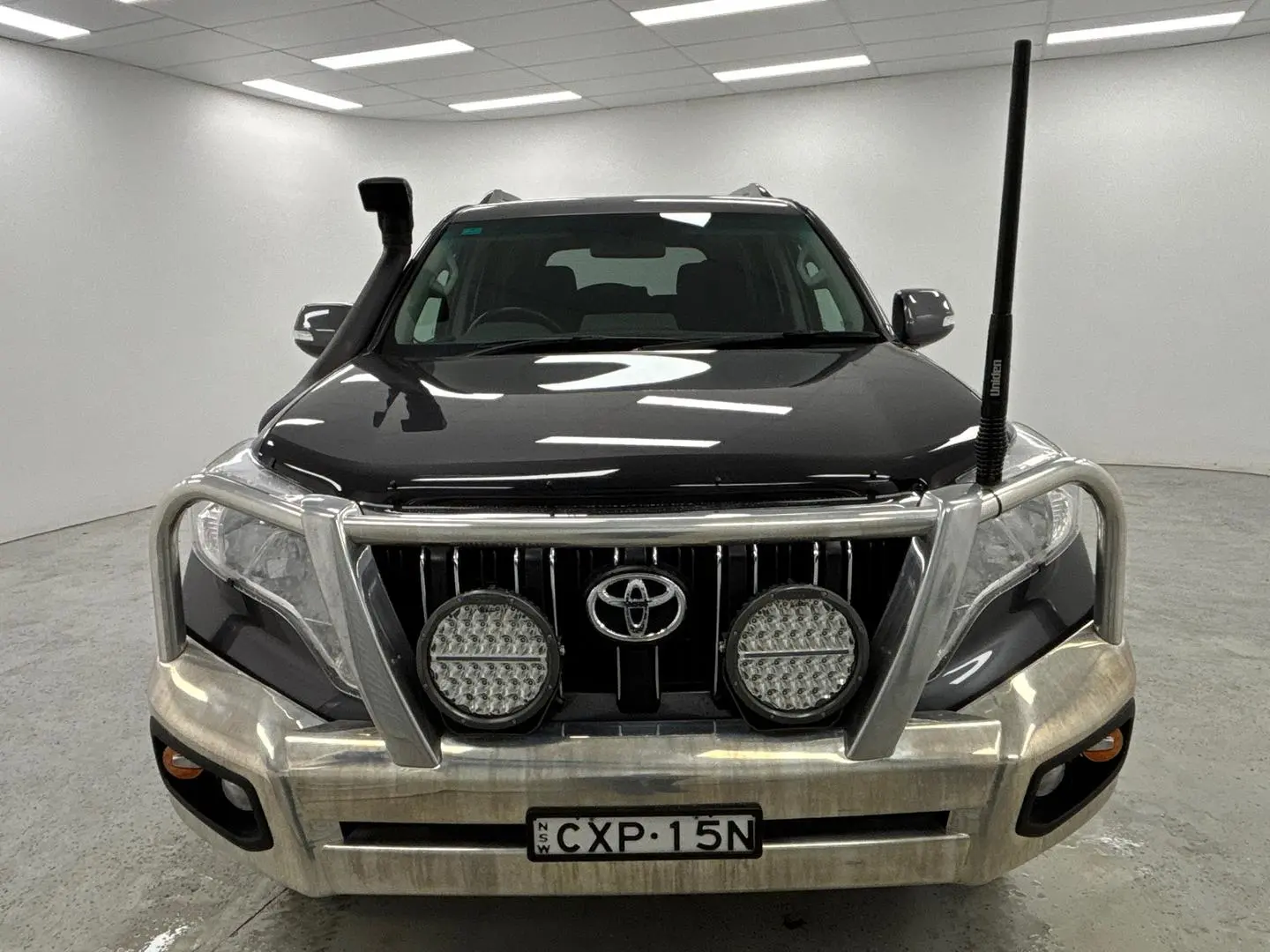 2015 Toyota Landcruiser Prado Gallery Image 40