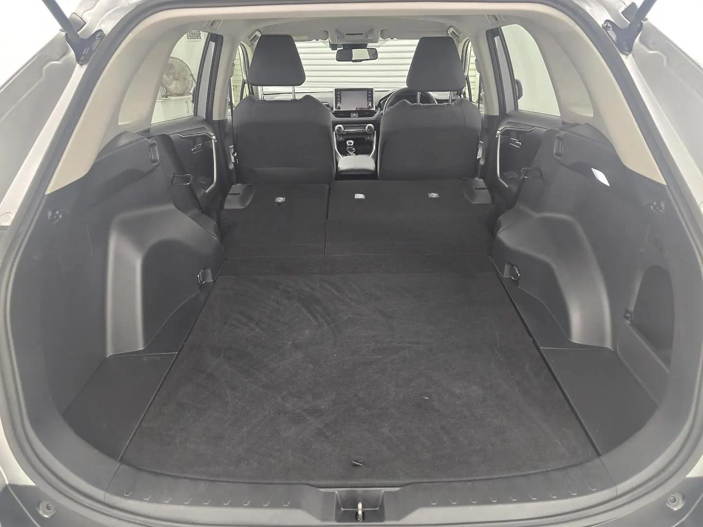 2022 Toyota RAV4 Gallery Image 28