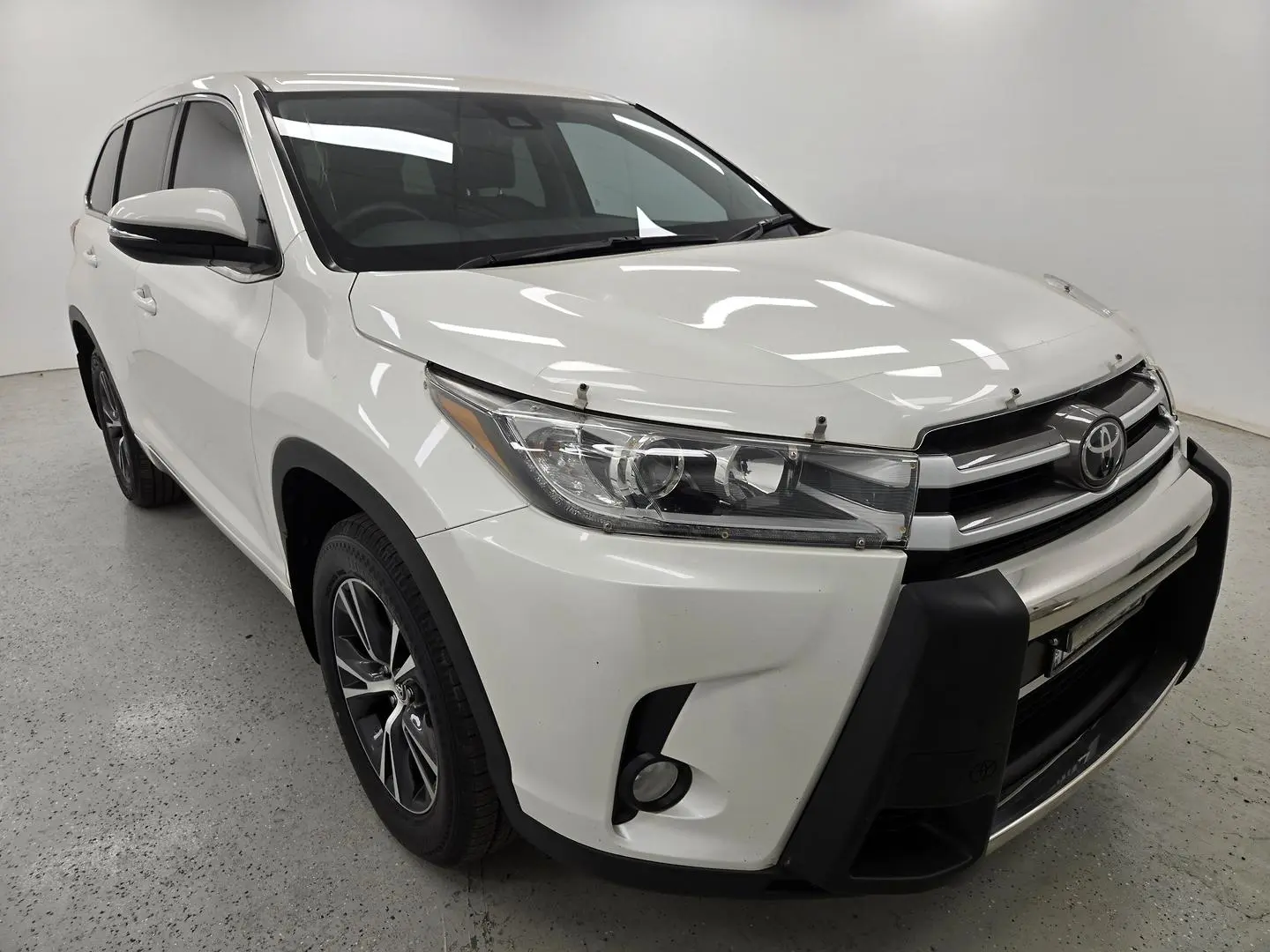 2019 Toyota Kluger Gallery Image 1