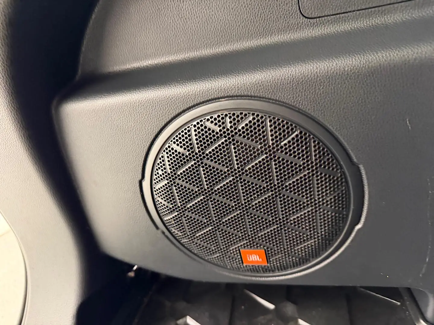 2023 Toyota RAV4 Gallery Image 35