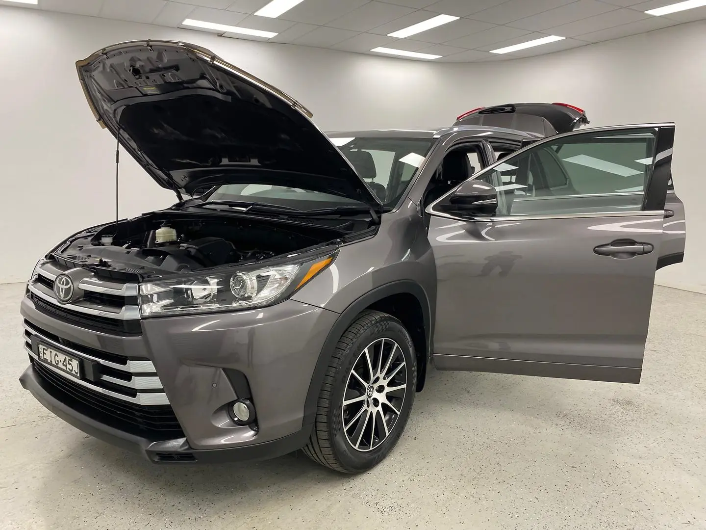 2019 Toyota Kluger Gallery Image 15