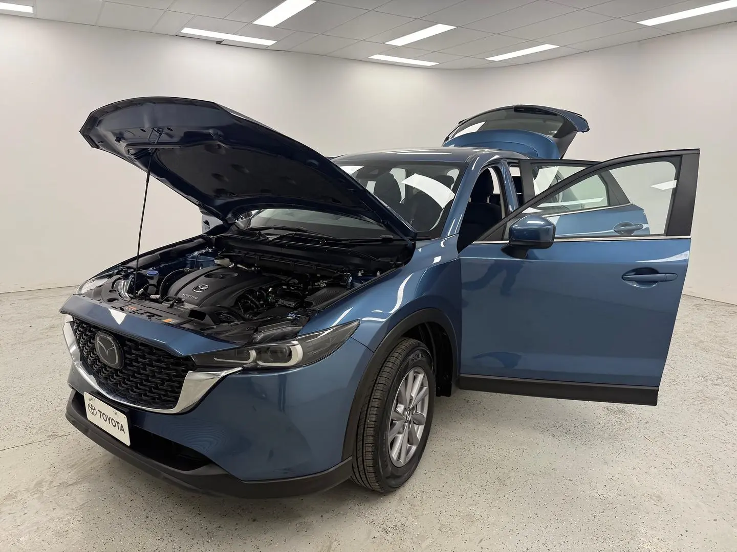 2023 Mazda CX-5 Gallery Image 8
