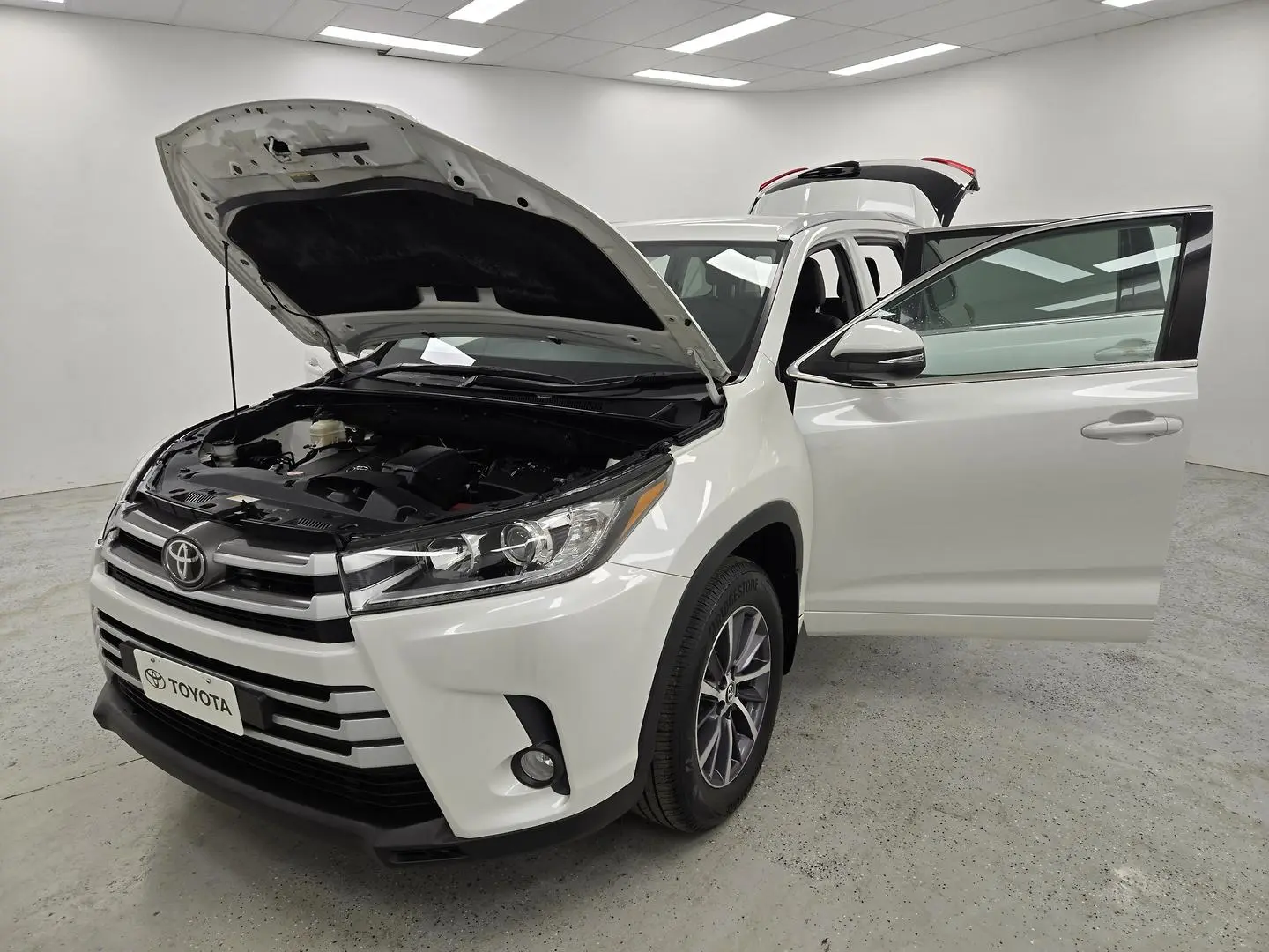 2019 Toyota Kluger Gallery Image 14