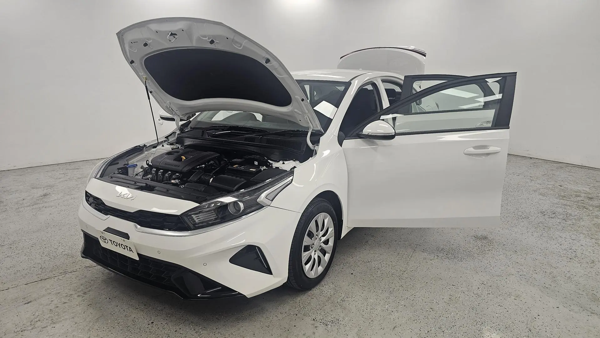 2023 Kia Cerato Gallery Image 8