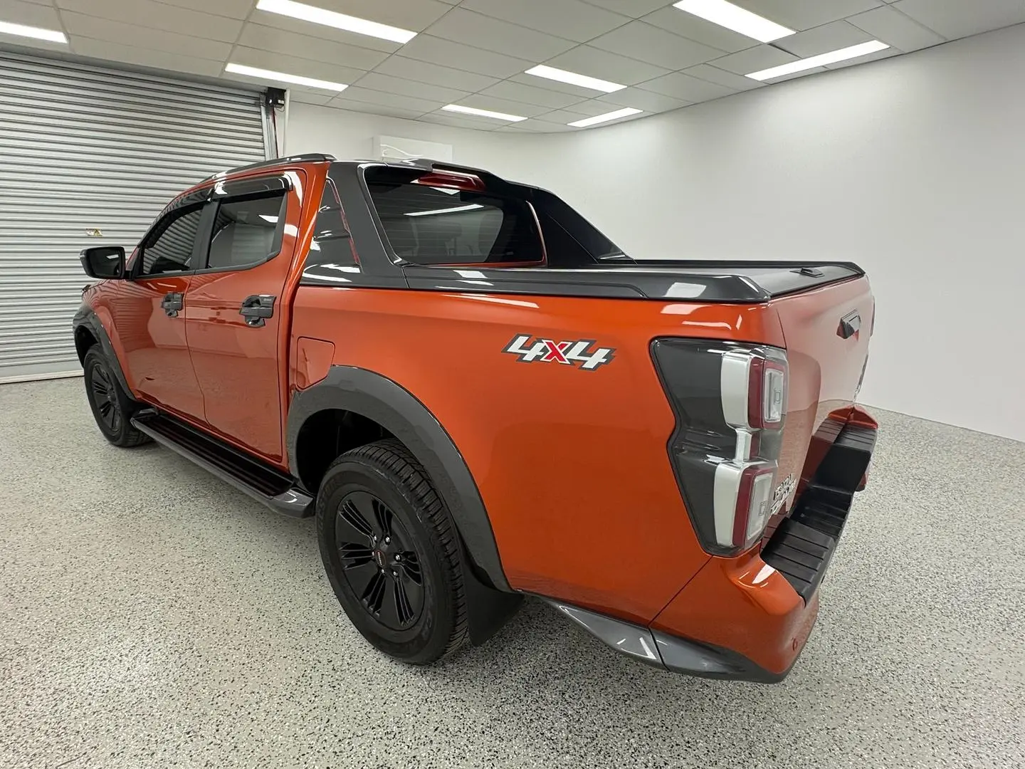 2021 Isuzu D-MAX Gallery Image 5