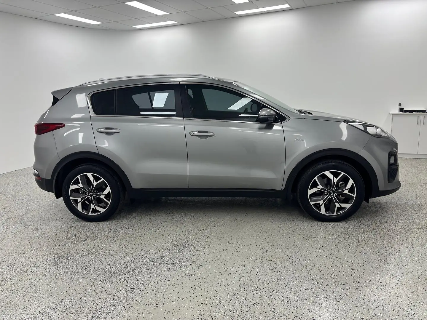 2019 Kia Sportage Gallery Image 2