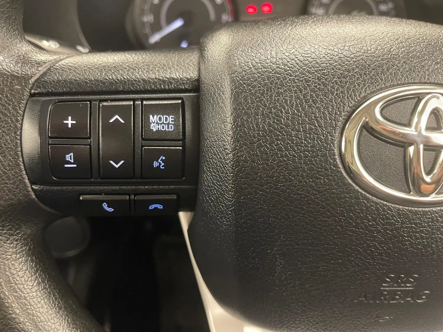 2019 Toyota Hilux Gallery Image 21