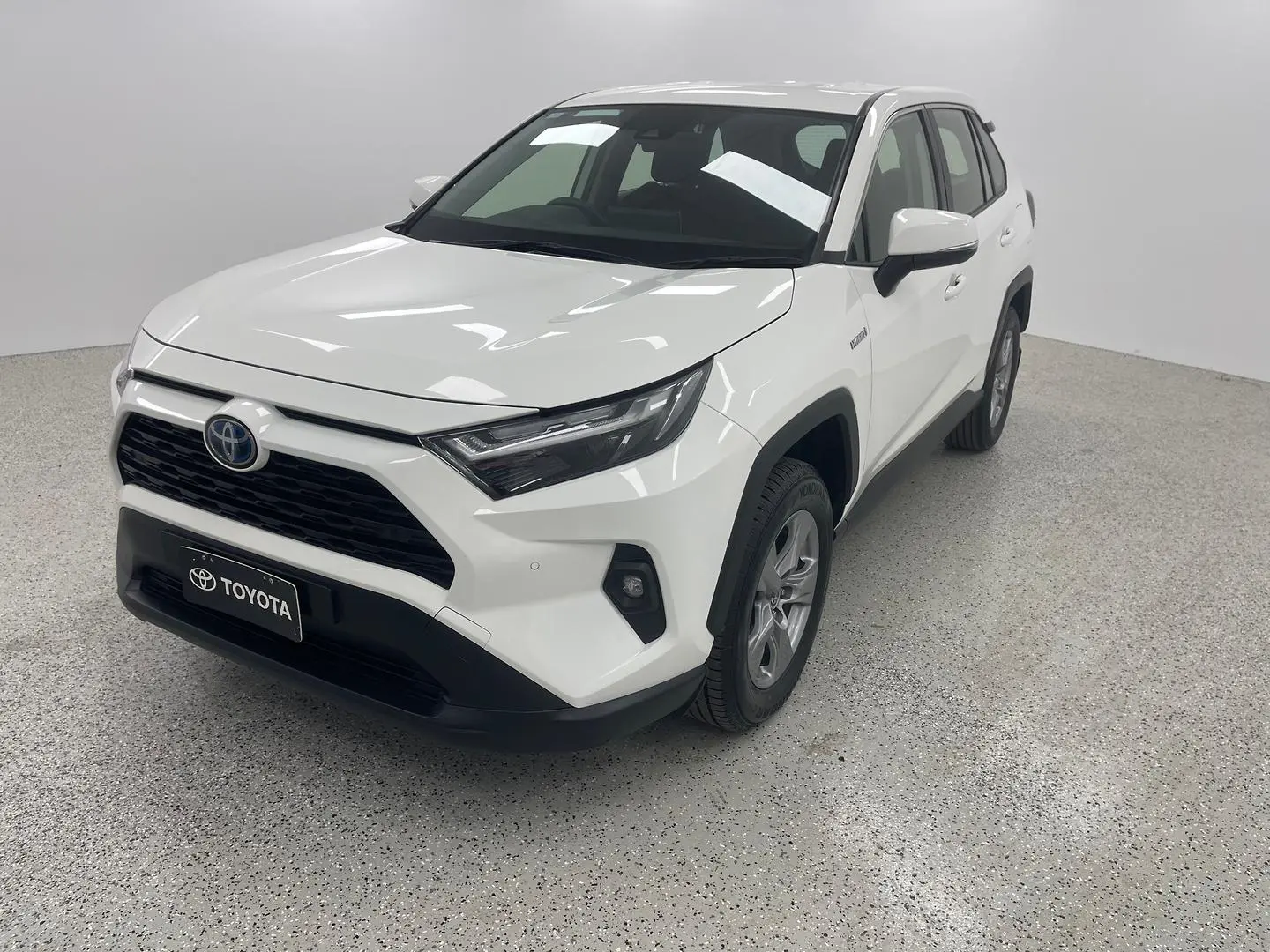 2024 Toyota RAV4 Gallery Image 6