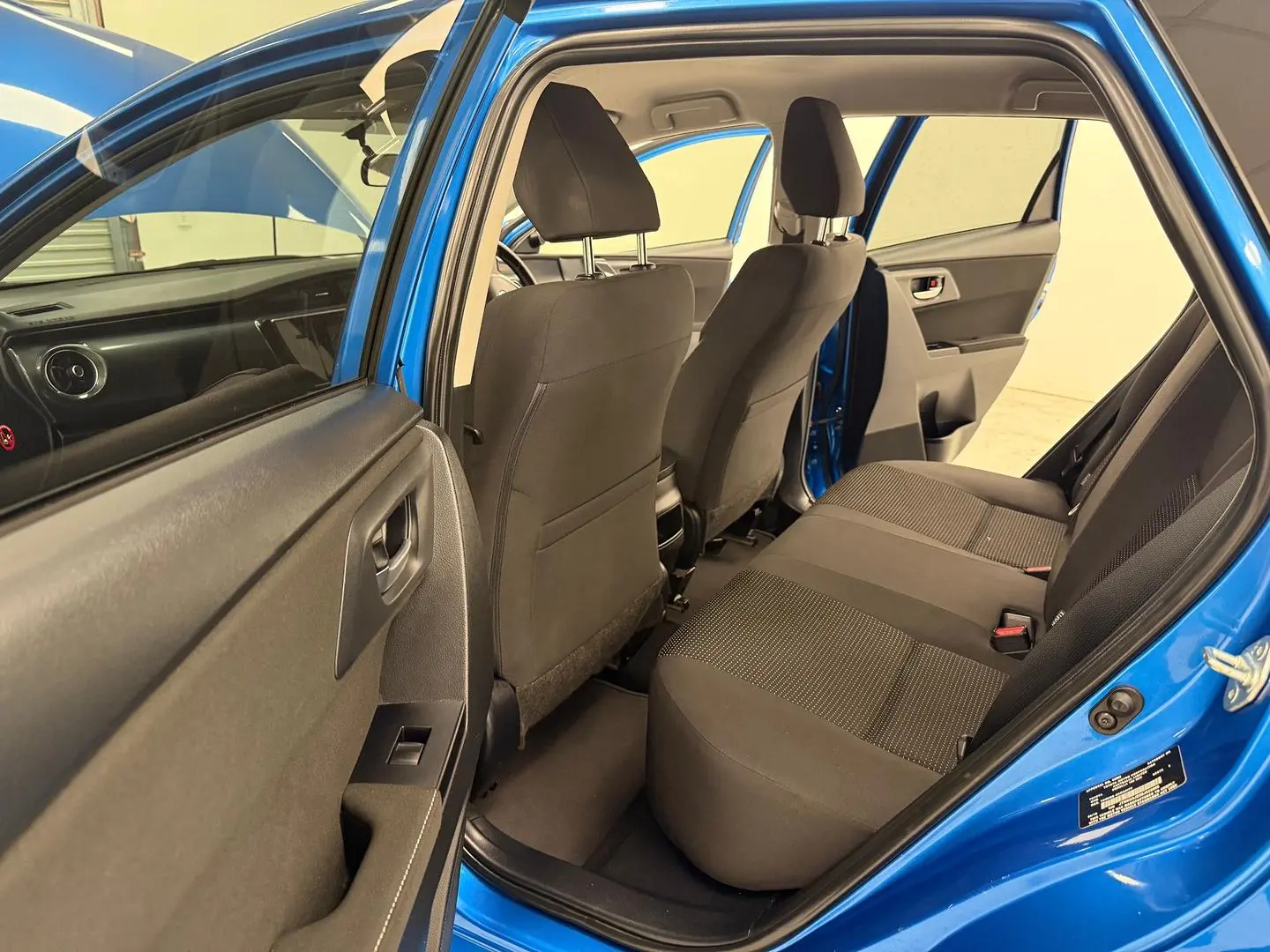 2016 Toyota Corolla Gallery Image 12