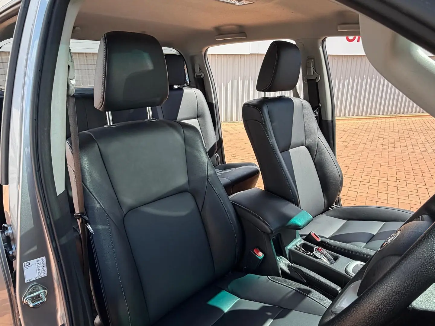 2021 Toyota Hilux Gallery Image 22