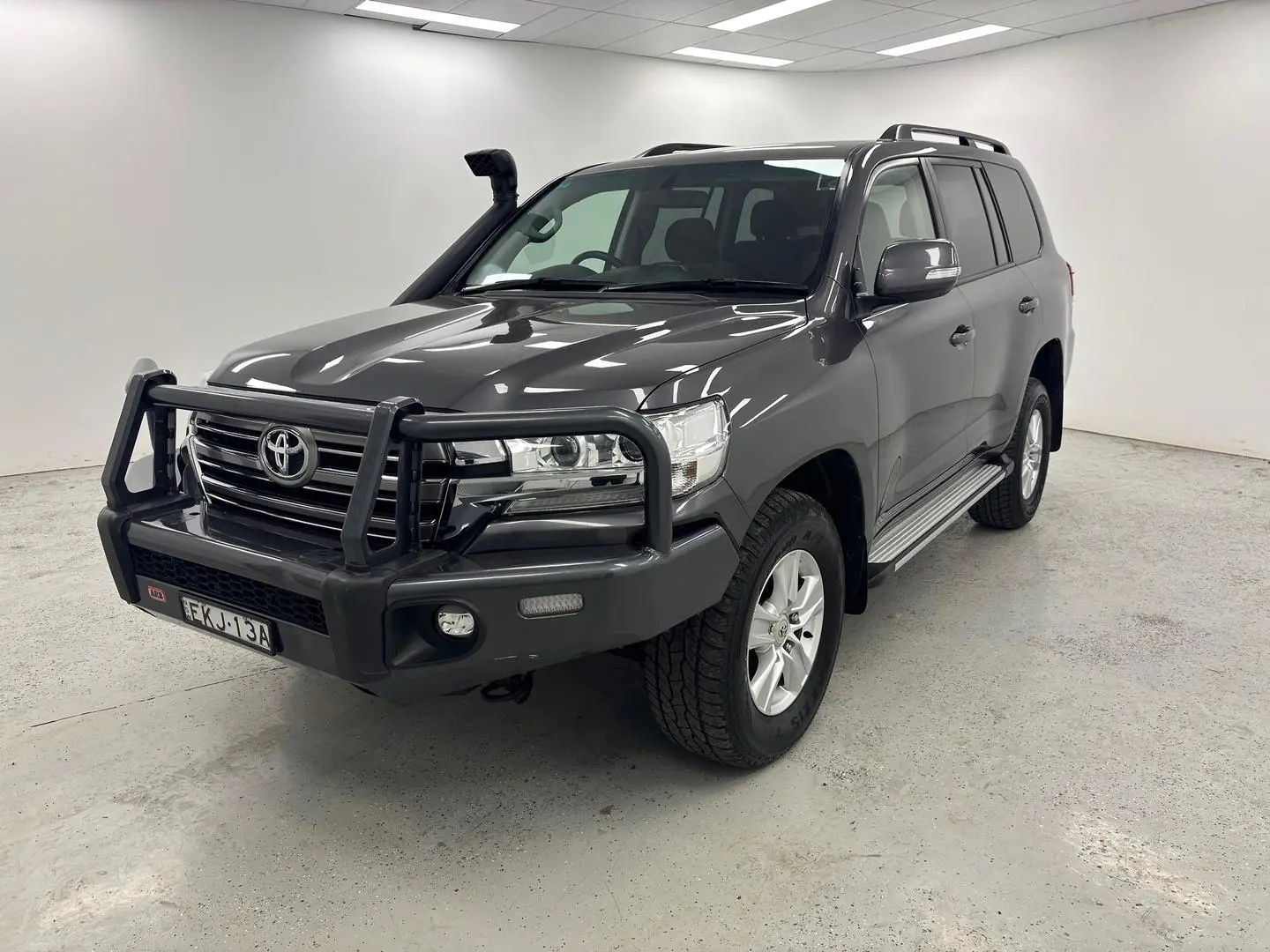 2017 Toyota Landcruiser Gallery Image 7