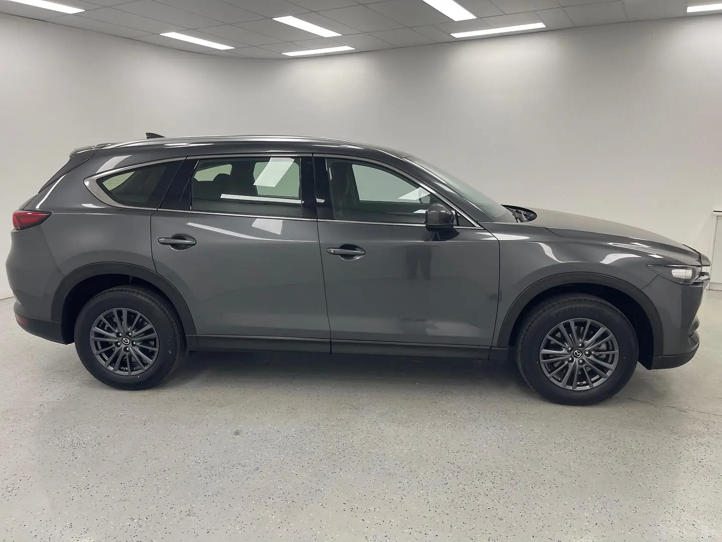 2021 Mazda CX-8 Gallery Image 2