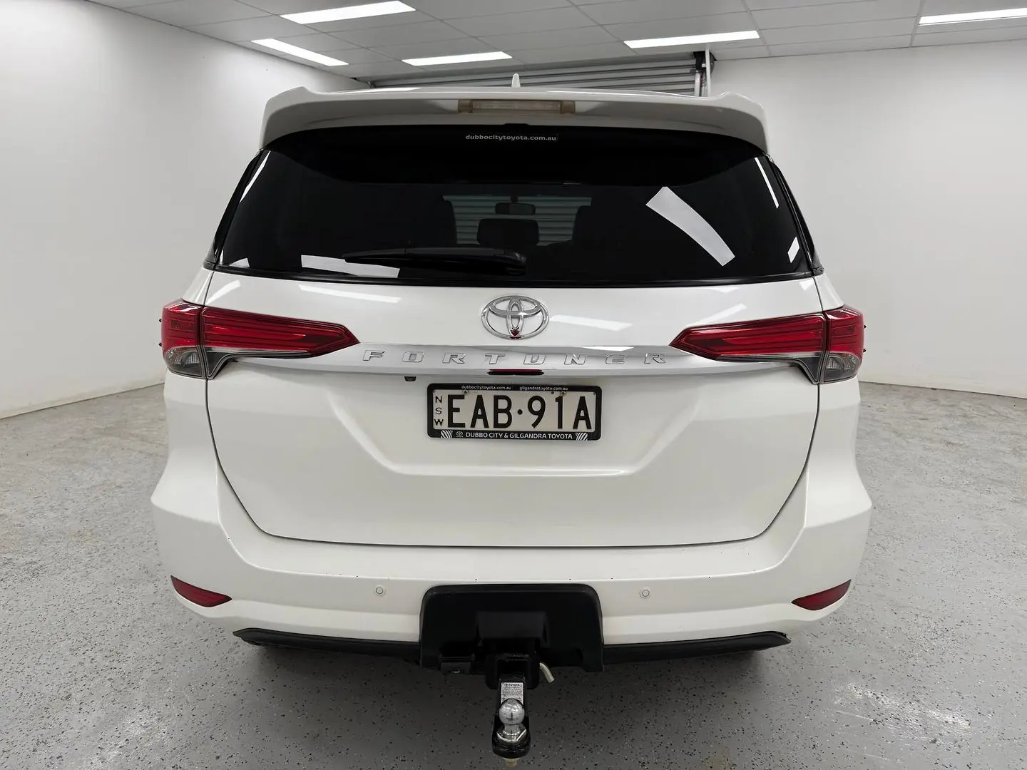2019 Toyota Fortuner Gallery Image 4