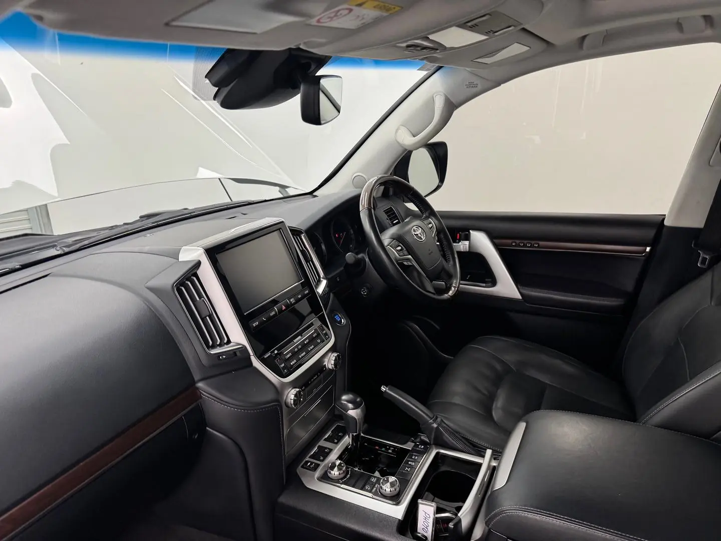 2021 Toyota Landcruiser Gallery Image 30