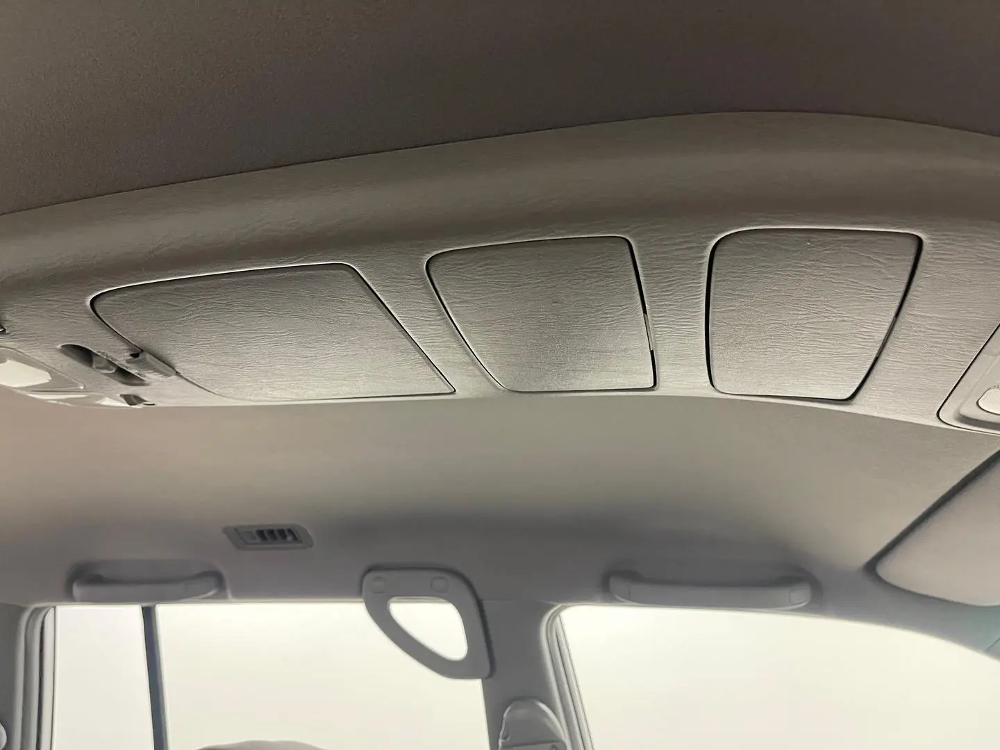 2006 Toyota Landcruiser Gallery Image 32