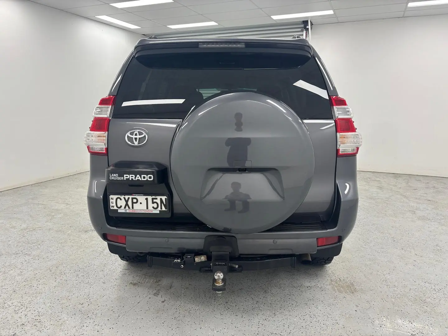 2015 Toyota Landcruiser Prado Gallery Image 4