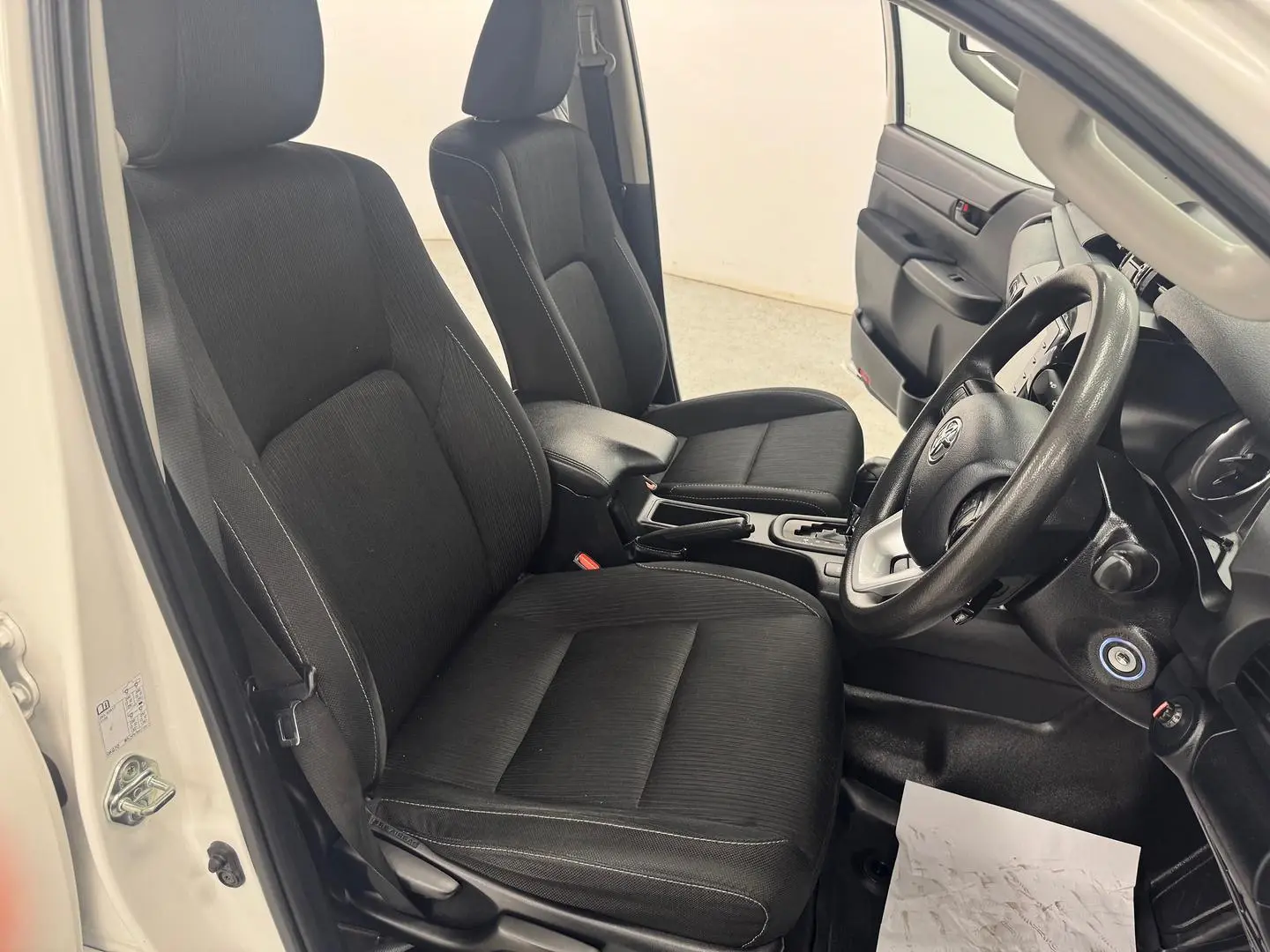 2023 Toyota Hilux Gallery Image 26