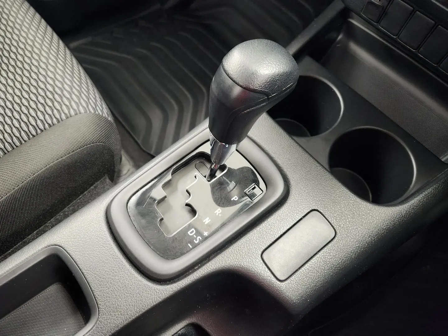 2021 Toyota Hilux Gallery Image 30