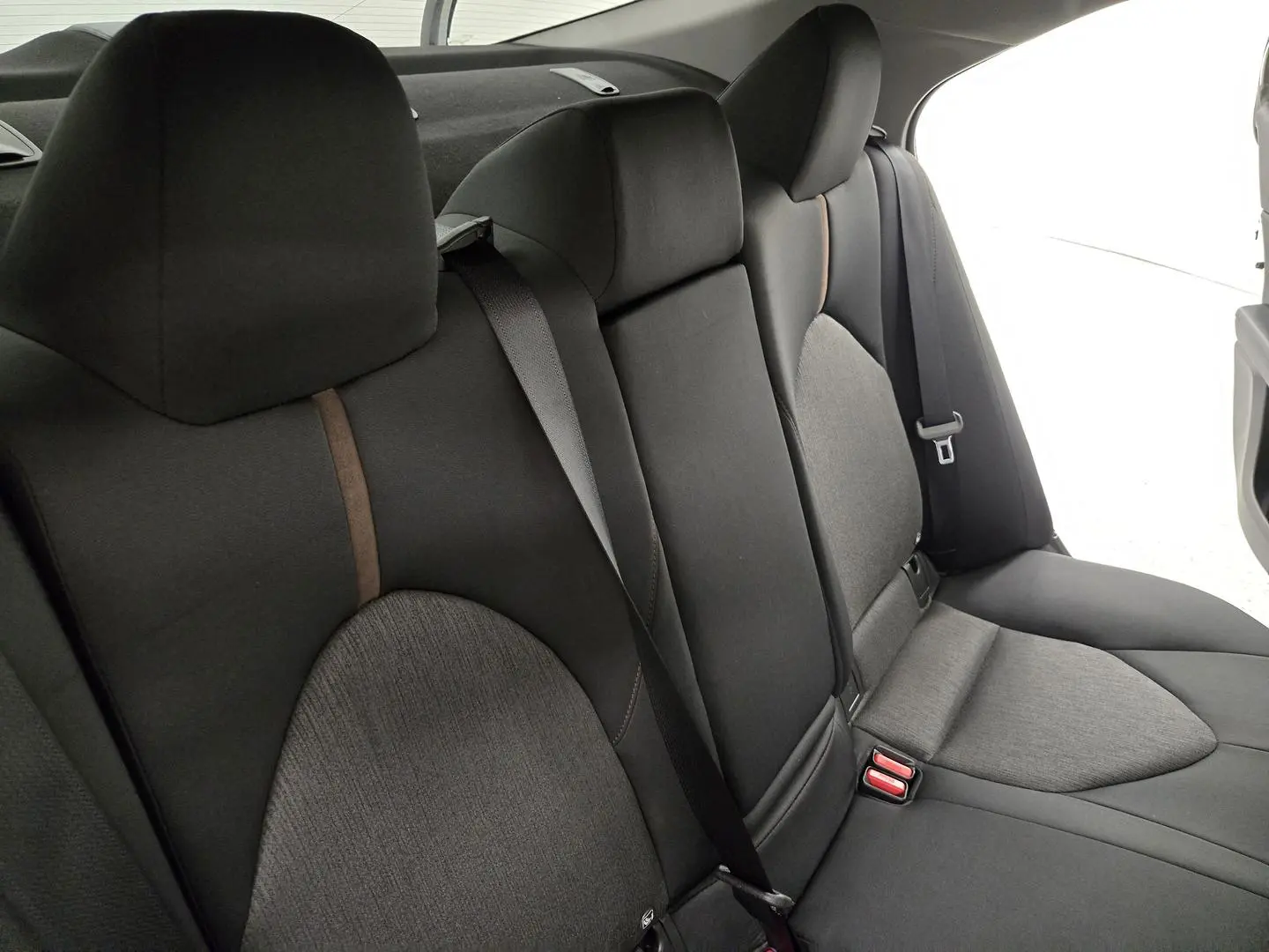 2019 Toyota Camry Gallery Image 23