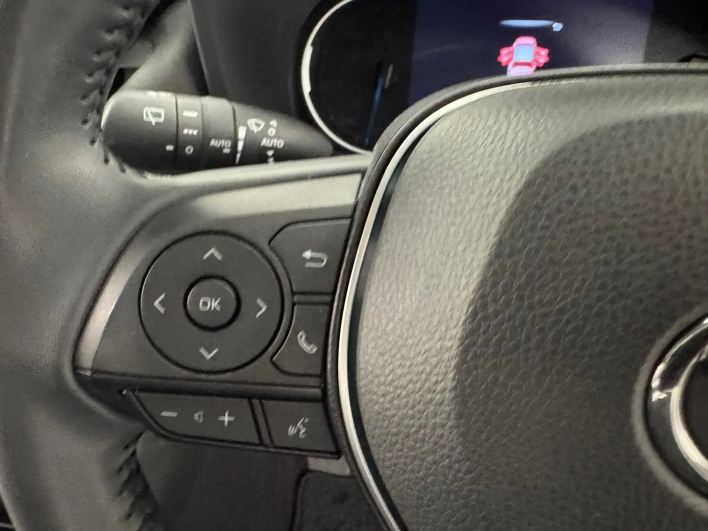 2024 Toyota RAV4 Gallery Image 16