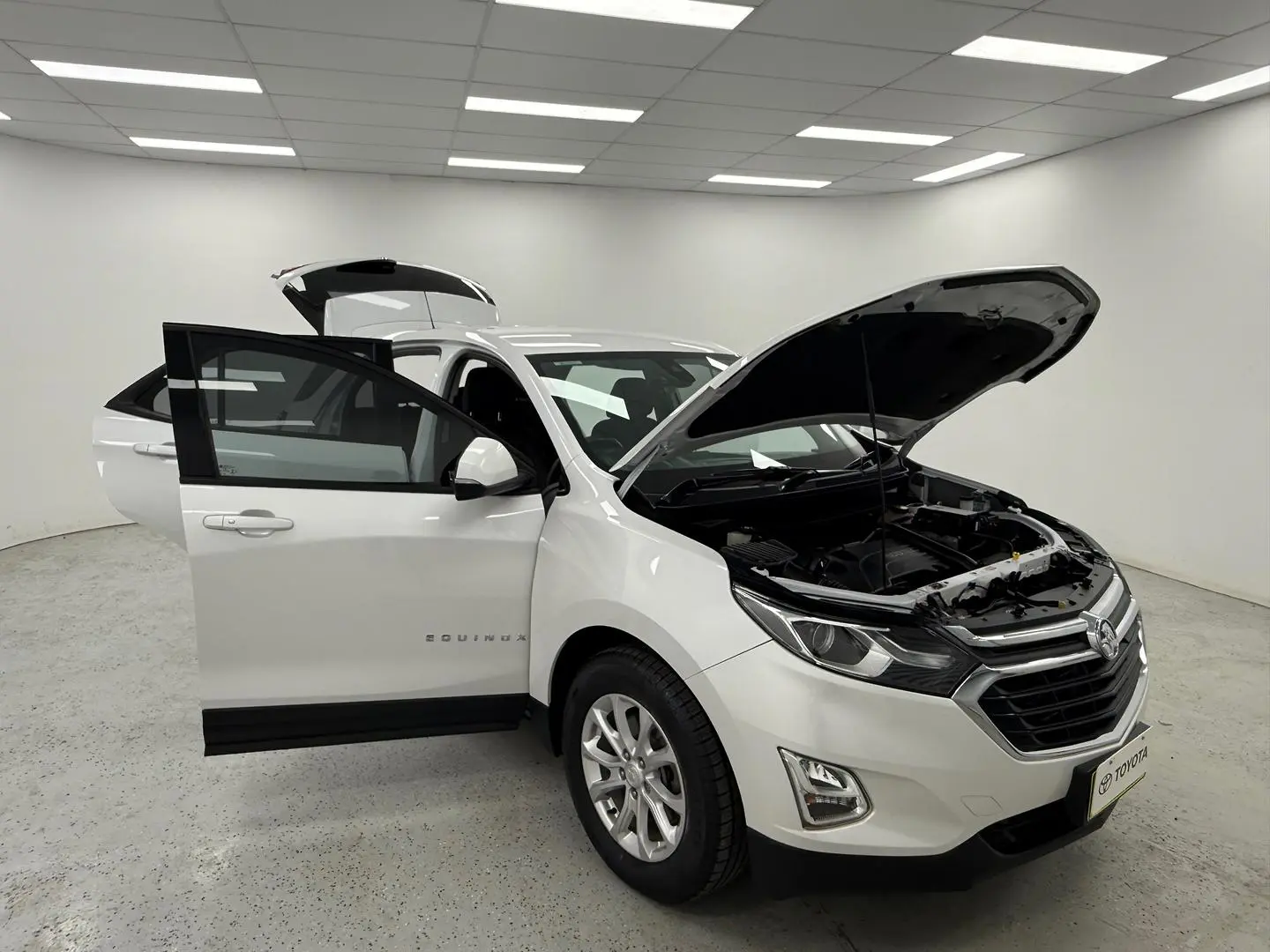 2019 Holden Equinox Gallery Image 15