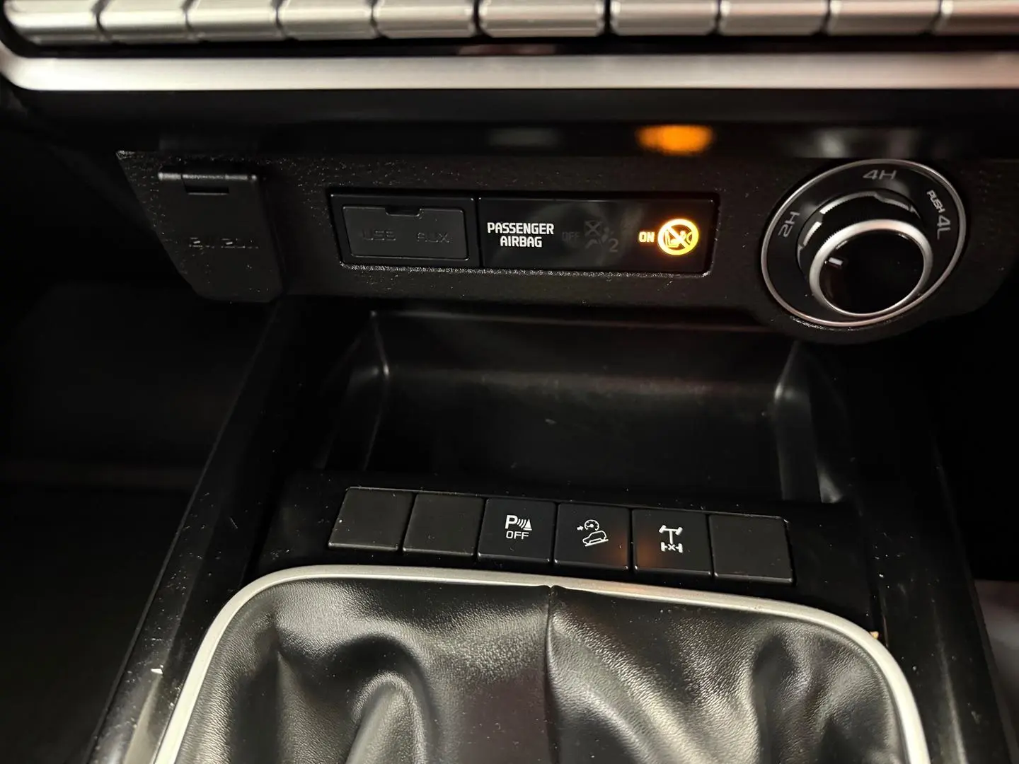 2022 Isuzu D-MAX Gallery Image 34