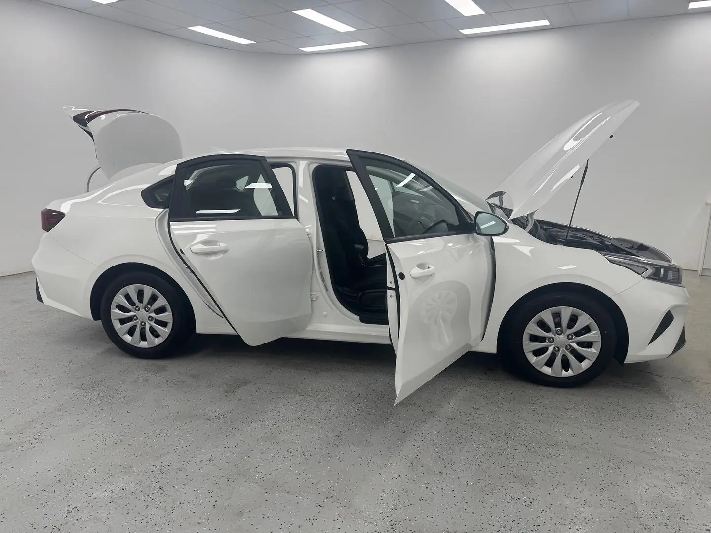 2023 Kia Cerato Gallery Image 8