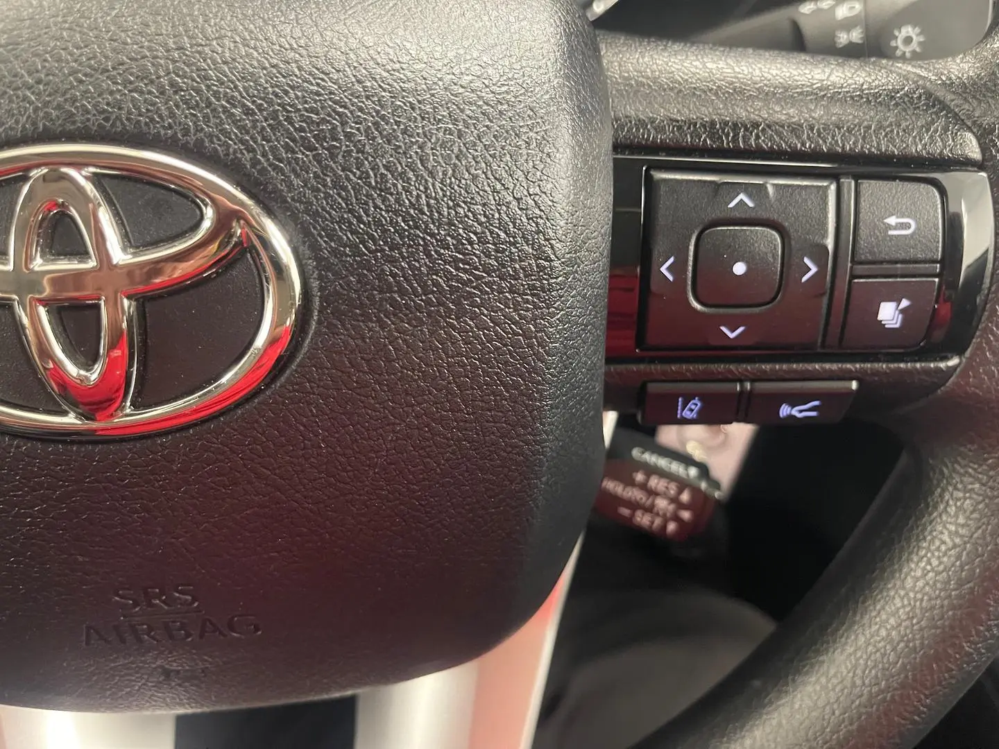 2024 Toyota Hilux Gallery Image 30