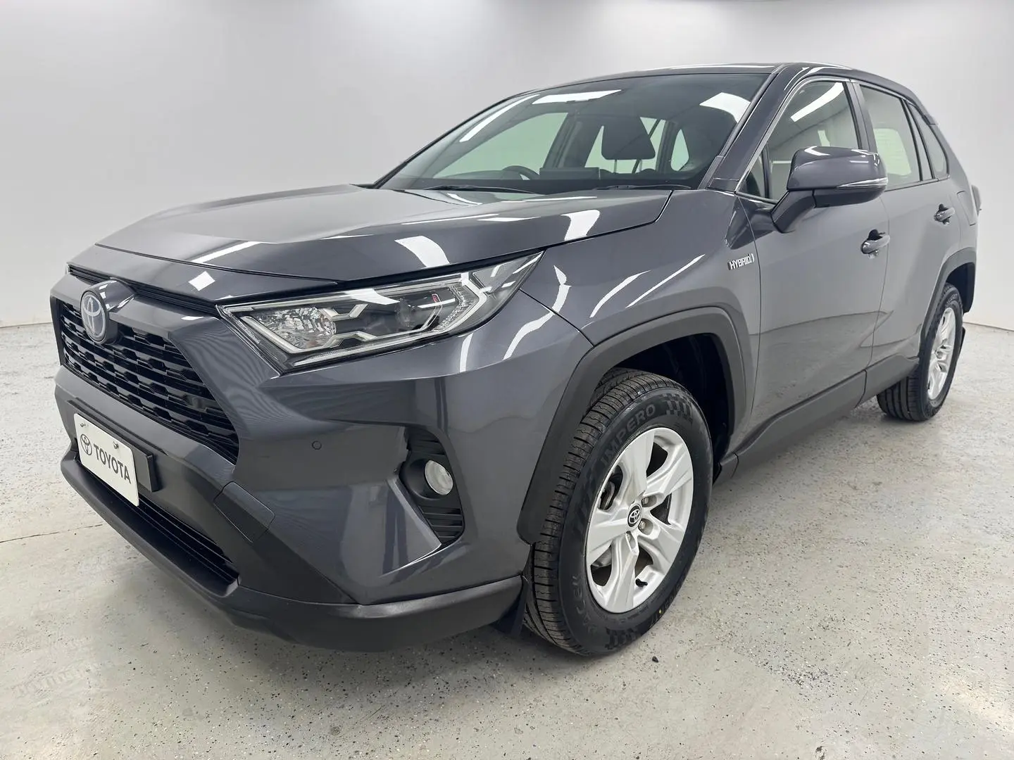 2019 Toyota RAV4 Gallery Image 6