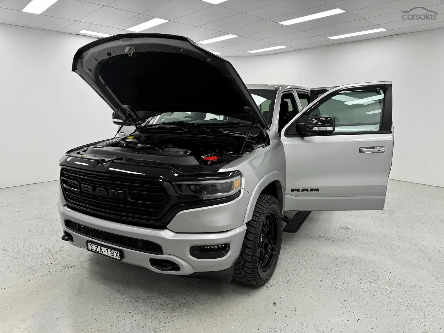 2023 RAM 1500 Image 10