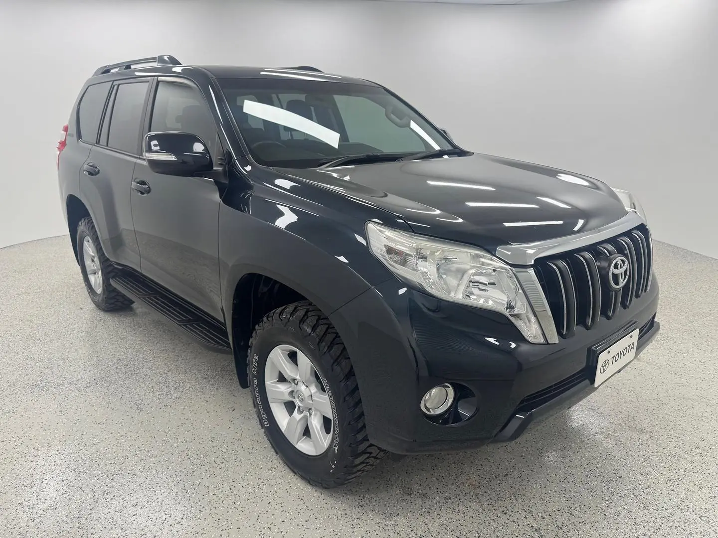 2016 Toyota Landcruiser Prado Image