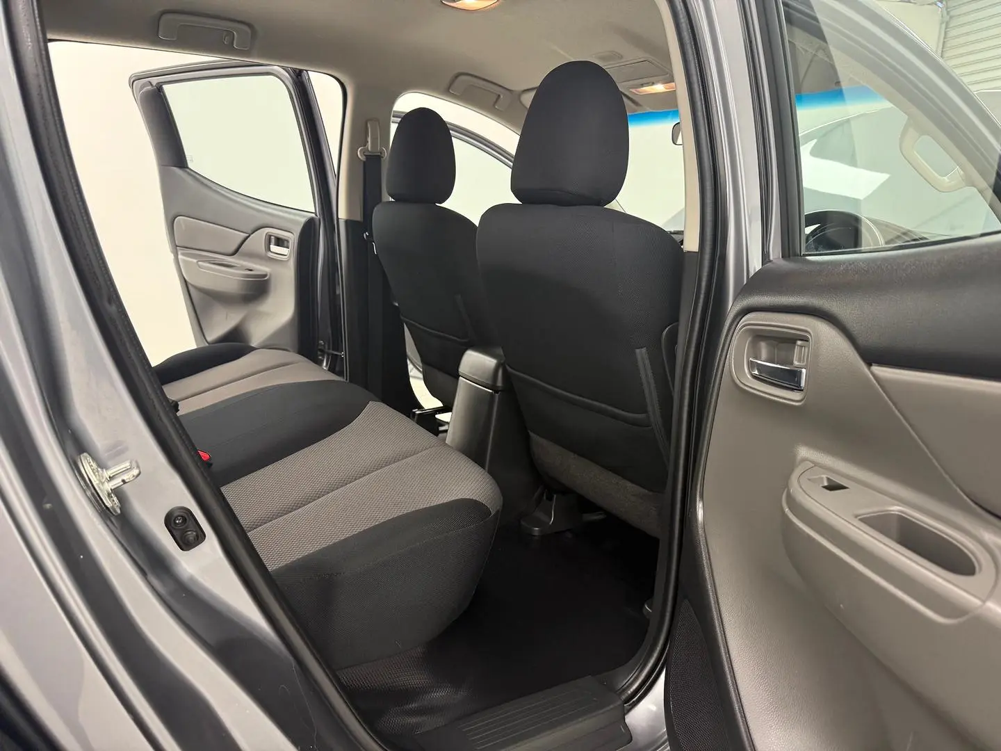 2018 Mitsubishi Triton Gallery Image 17